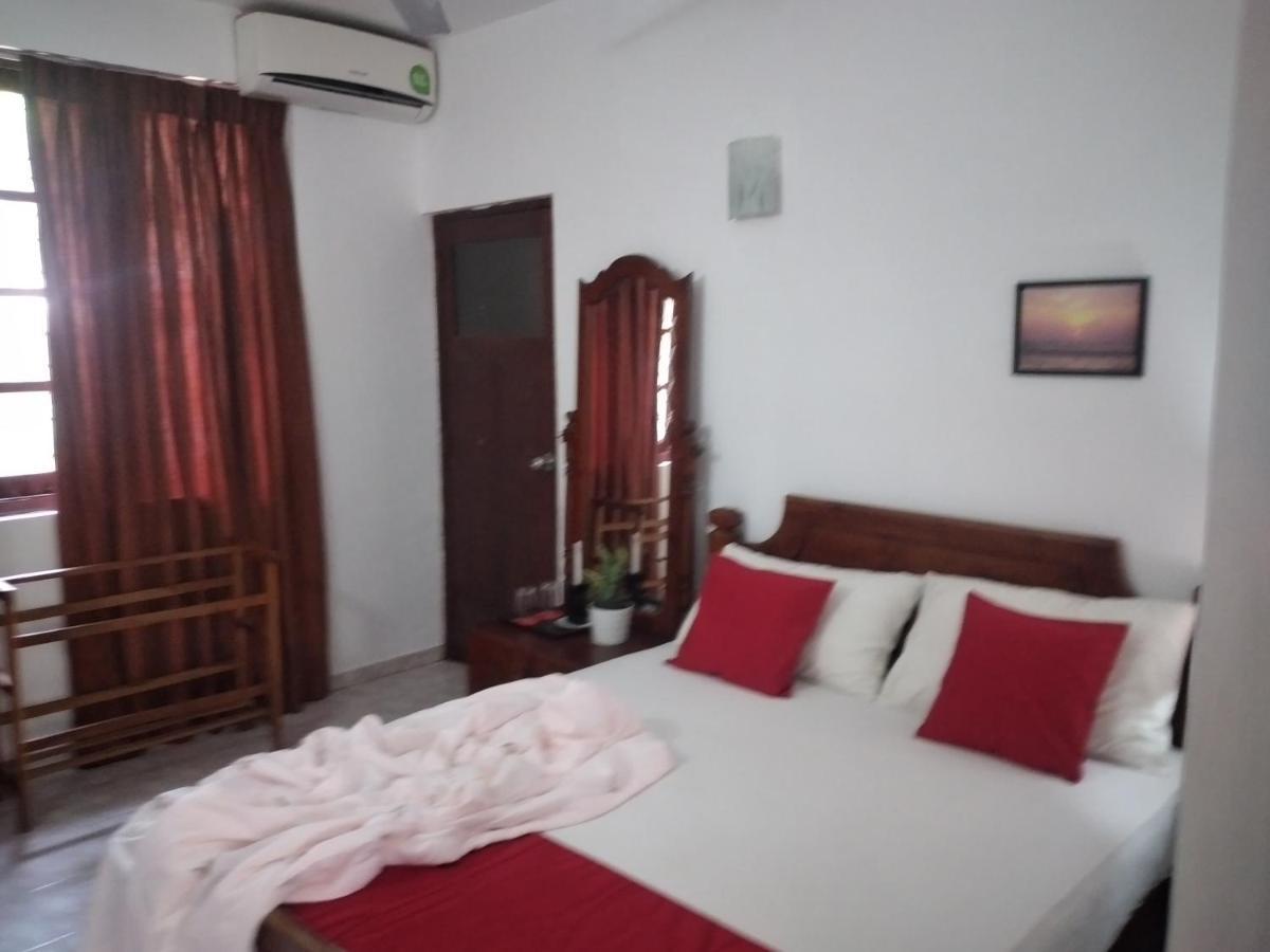 Kuma Beach Side Villa Wadduwa Exterior foto